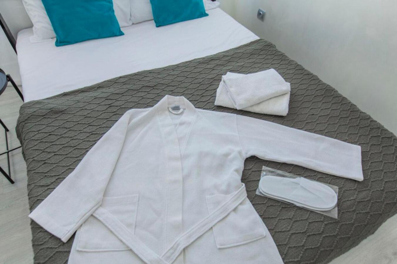 Esentai 2-room Apartment's Алматы