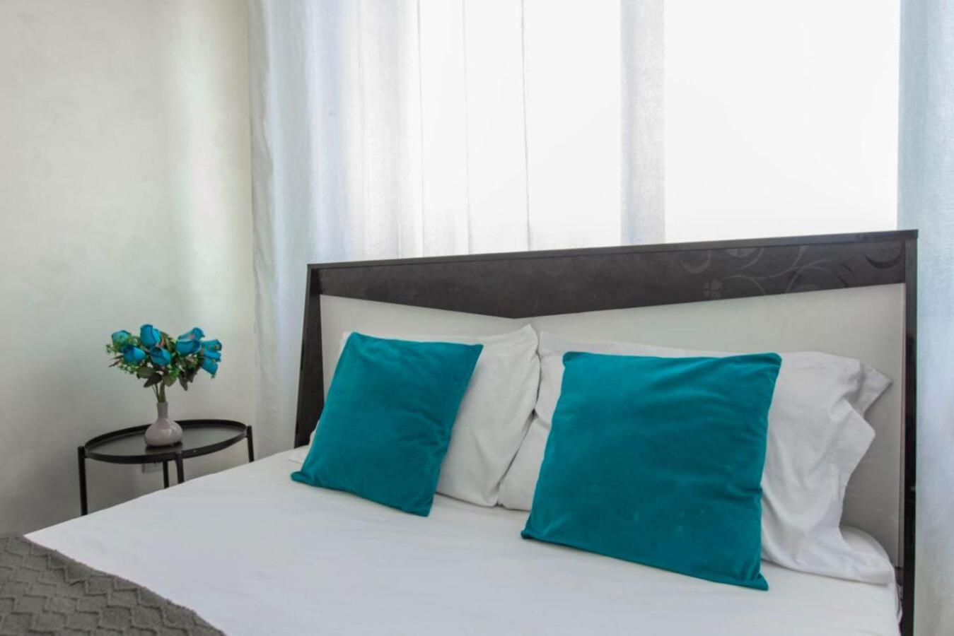 Esentai 2-room Apartment's Апартаменты